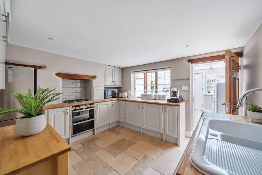 Fox Cottage, Within 5 Min Walk Of Bicester Village Kültér fotó