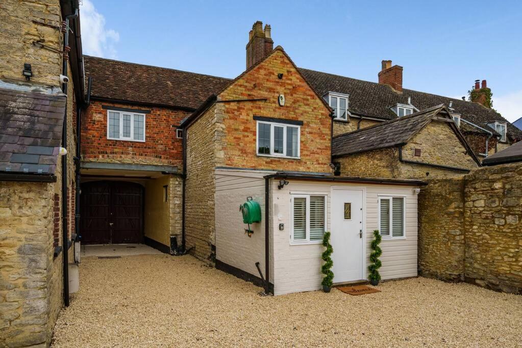 Fox Cottage, Within 5 Min Walk Of Bicester Village Kültér fotó