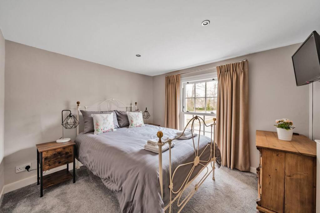 Fox Cottage, Within 5 Min Walk Of Bicester Village Kültér fotó